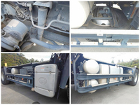 UDトラックスクオントレーラーヘッド（トラクターヘッド）大型（10t）[写真21]