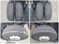 UDトラックスクオントレーラーヘッド（トラクターヘッド）大型（10t）[写真22]