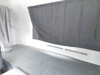 UDトラックスクオントレーラーヘッド（トラクターヘッド）大型（10t）[写真37]