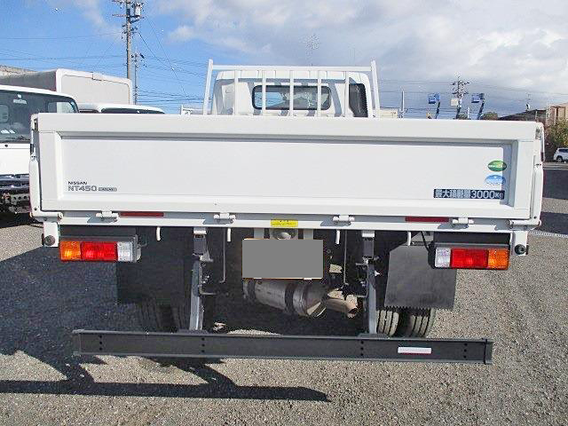 日産アトラス平ボディ小型（2t・3t）[写真11]