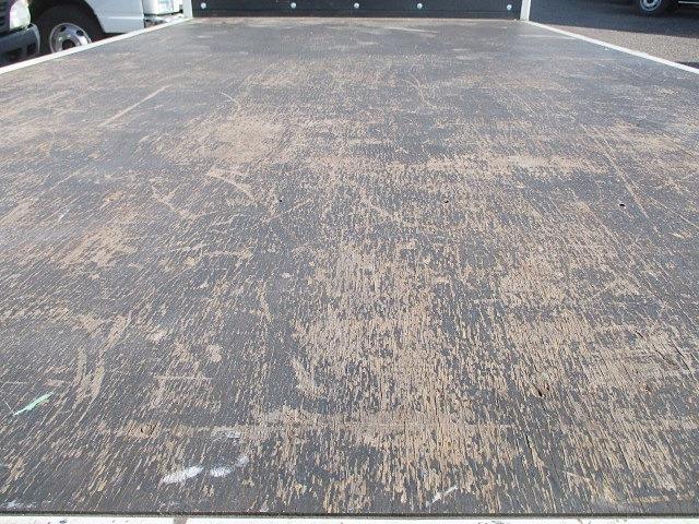 日産アトラス平ボディ小型（2t・3t）[写真13]