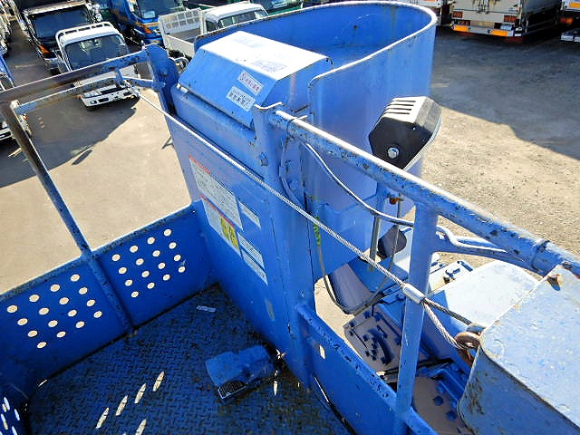 いすゞエルフ高所作業車小型（2t・3t）[写真22]