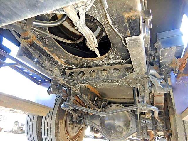 いすゞエルフ高所作業車小型（2t・3t）[写真29]