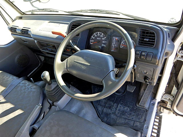 いすゞエルフ高所作業車小型（2t・3t）[写真04]