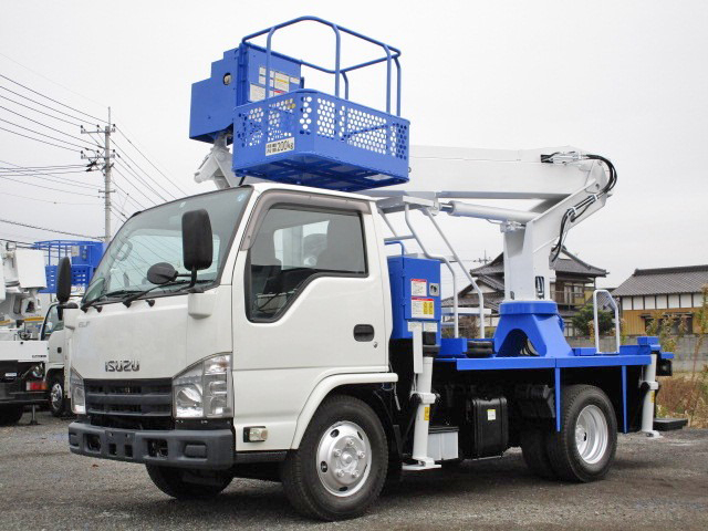 いすゞエルフ高所作業車小型（2t・3t）[写真02]