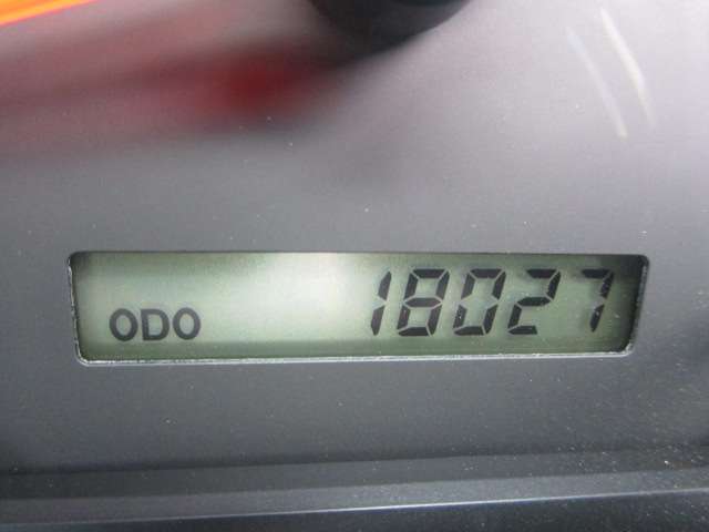 いすゞエルフ高所作業車小型（2t・3t）[写真04]