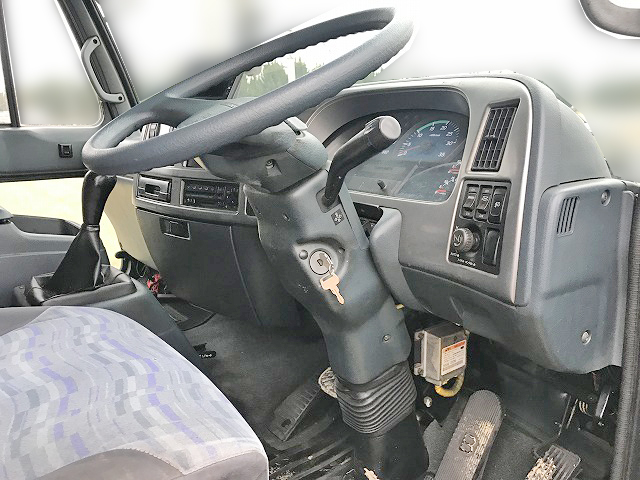 日産コンドル冷凍車（冷蔵車）中型（4t）[写真23]