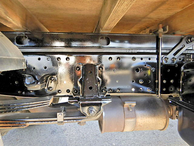 いすゞエルフアルミブロック小型（2t・3t）[写真12]