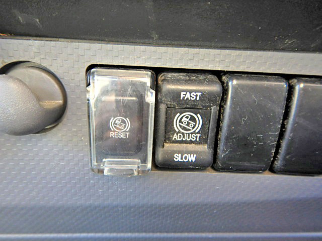 いすゞエルフアルミブロック小型（2t・3t）[写真29]