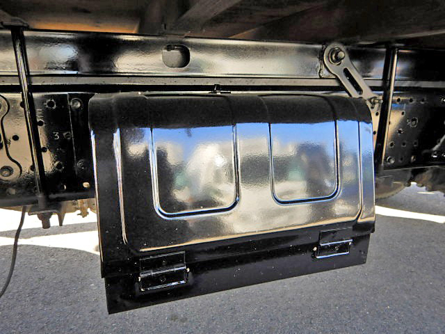 いすゞエルフアルミブロック小型（2t・3t）[写真09]