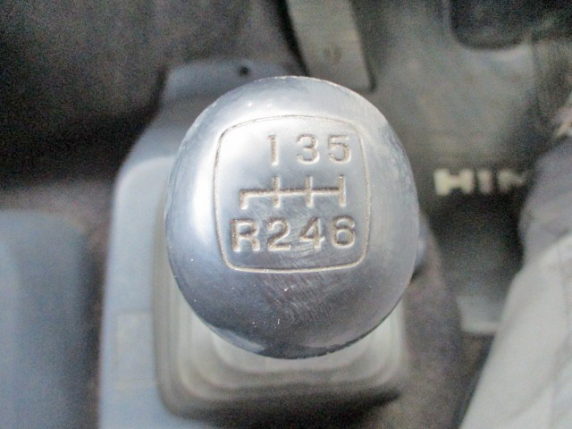 日野レンジャークレーン3段中型（4t）[写真27]