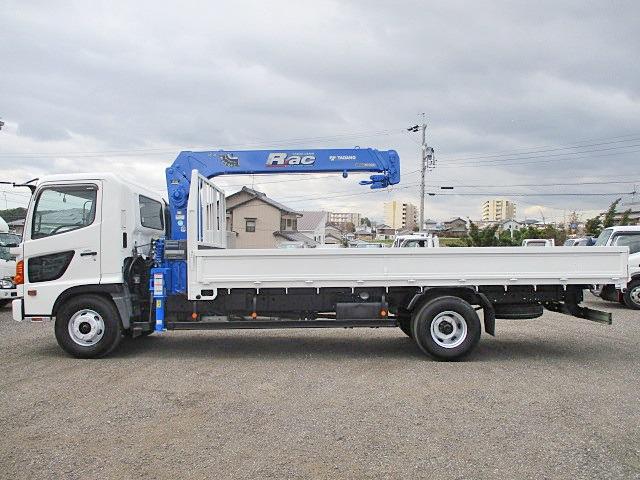 日野レンジャークレーン3段中型（4t）[写真05]