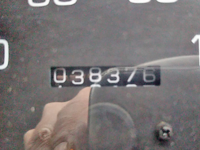 三菱ふそうキャンターガッツ平ボディ小型（2t・3t）[写真25]