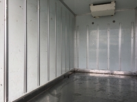 いすゞエルフ冷凍車（冷蔵車）小型（2t・3t）[写真13]