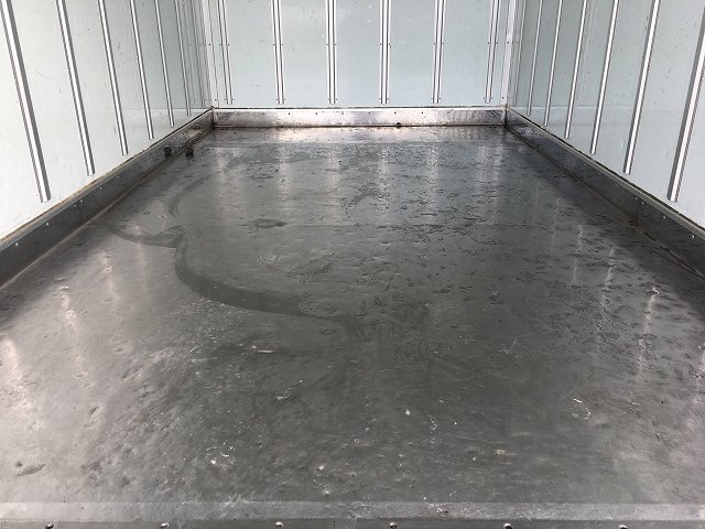 いすゞエルフ冷凍車（冷蔵車）小型（2t・3t）[写真15]