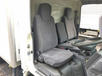 いすゞエルフ冷凍車（冷蔵車）小型（2t・3t）[写真27]