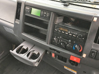 いすゞエルフ冷凍車（冷蔵車）小型（2t・3t）[写真31]