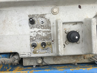 いすゞエルフ高所作業車小型（2t・3t）[写真14]