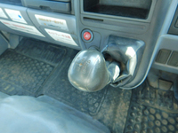 三菱ふそうキャンター散水車小型（2t・3t）[写真17]