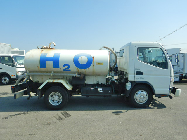 三菱ふそうキャンター散水車小型（2t・3t）[写真04]