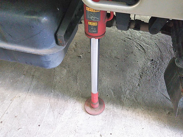 三菱ふそうキャンタークレーン付小型（2t・3t）[写真19]