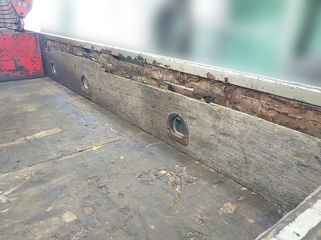 三菱ふそうキャンタークレーン付小型（2t・3t）[写真09]