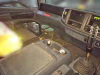 日野レンジャー平ボディ中型（4t）[写真17]