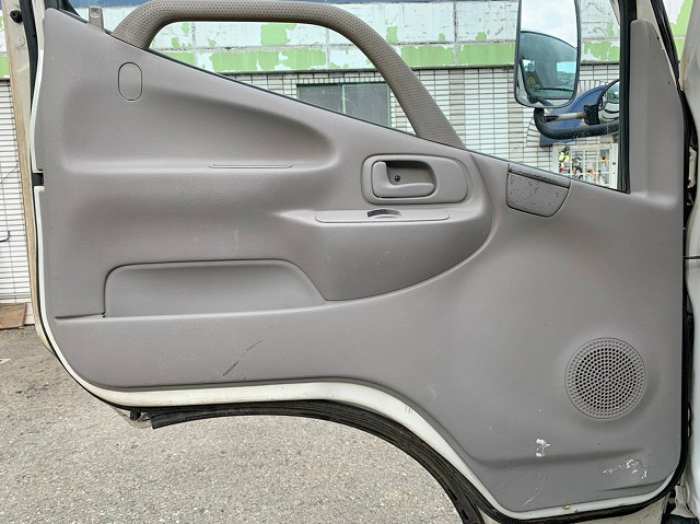 日野デュトロクレーン4段小型（2t・3t）[写真31]