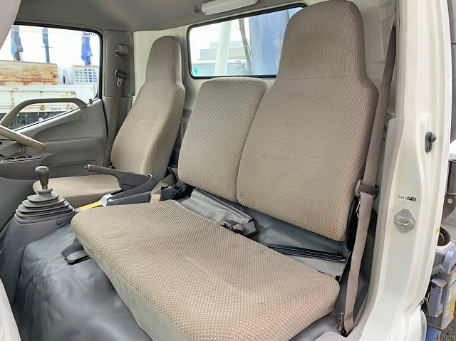 日野デュトロクレーン4段小型（2t・3t）[写真34]