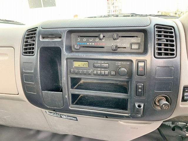 日野デュトロクレーン4段小型（2t・3t）[写真38]