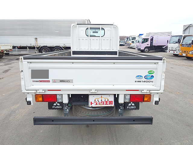 三菱ふそうキャンターガッツ平ボディ小型（2t・3t）[写真11]