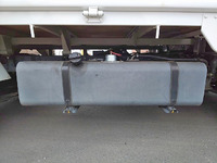 三菱ふそうキャンターガッツ平ボディ小型（2t・3t）[写真19]