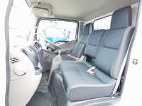 三菱ふそうキャンターガッツ平ボディ小型（2t・3t）[写真28]