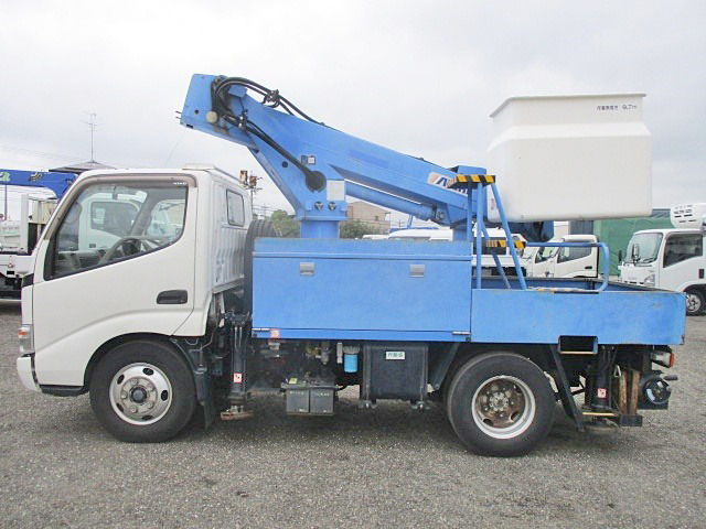 日野デュトロ高所作業車小型（2t・3t）[写真05]