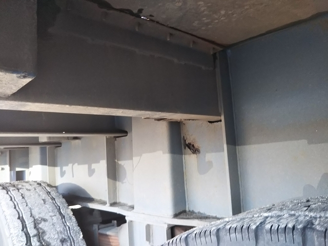 輸送機工業その他の車種トレーラー（セミトレーラー）大型（10t）[写真29]