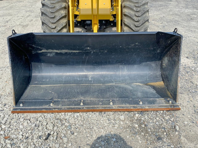 ヤンマータイヤショベル（ホイルローダー）[写真13]