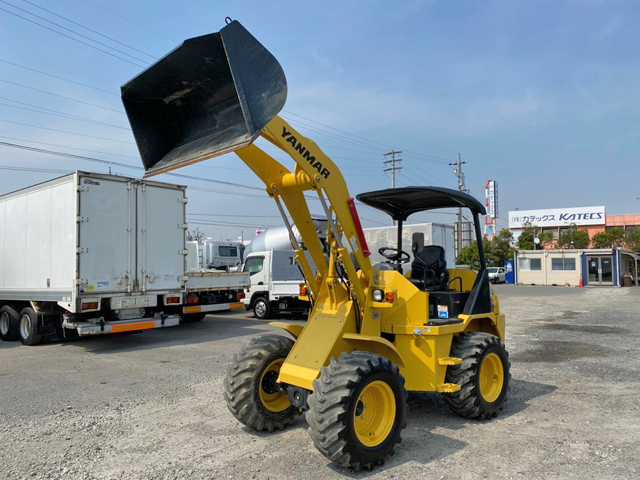 中古タイヤショベル（ホイルローダー） ヤンマー 三重・山梨・愛知