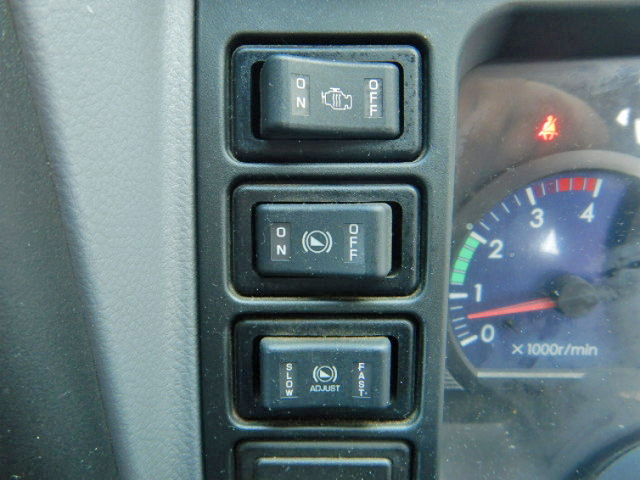 三菱ふそうキャンター高所作業車小型（2t・3t）[写真23]