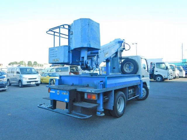 三菱ふそうキャンター高所作業車小型（2t・3t）[写真04]