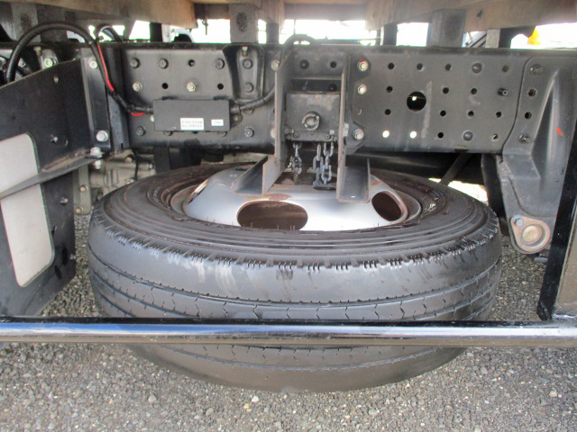 三菱ふそうキャンター幌車小型（2t・3t）[写真18]