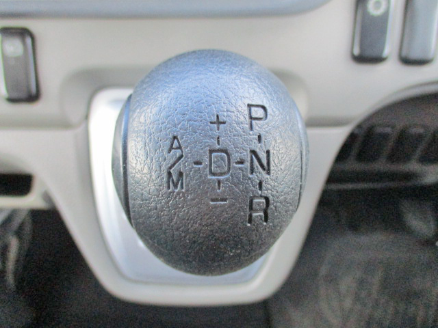 三菱ふそうキャンター幌車小型（2t・3t）[写真24]