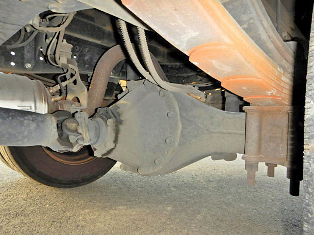 三菱ふそうキャンター平ボディ小型（2t・3t）[写真14]