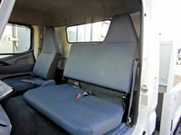 三菱ふそうキャンター平ボディ小型（2t・3t）[写真27]