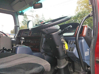 日野プロフィアトレーラーヘッド（トラクターヘッド）大型（10t）[写真29]