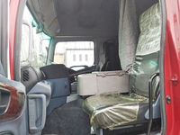 日野プロフィアトレーラーヘッド（トラクターヘッド）大型（10t）[写真30]