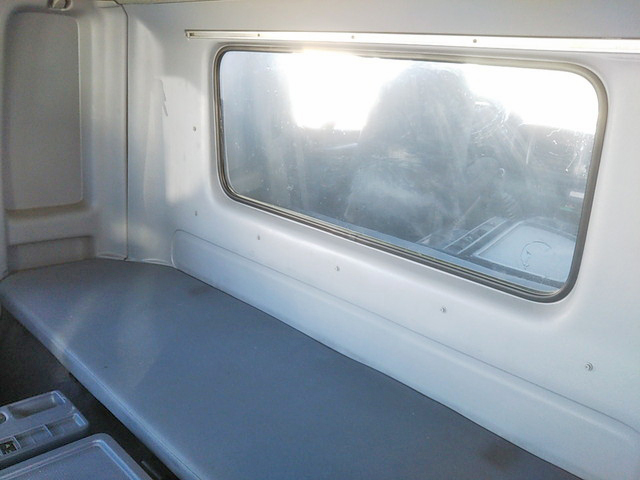 日野レンジャー冷凍車（冷蔵車）中型（4t）[写真32]