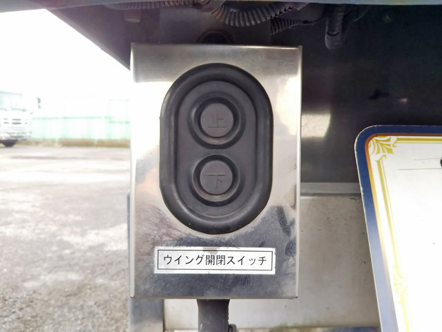 日野プロフィアアルミウイング大型（10t）[写真18]