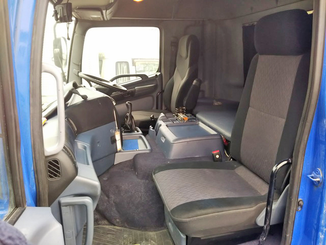 日野プロフィアアルミウイング大型（10t）[写真32]