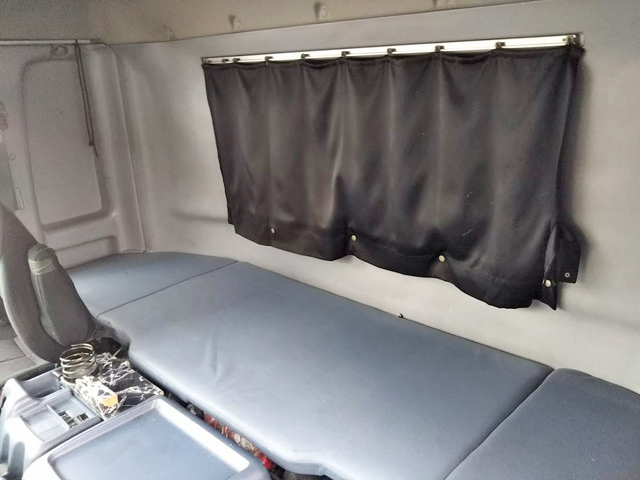 日野プロフィアアルミウイング大型（10t）[写真34]