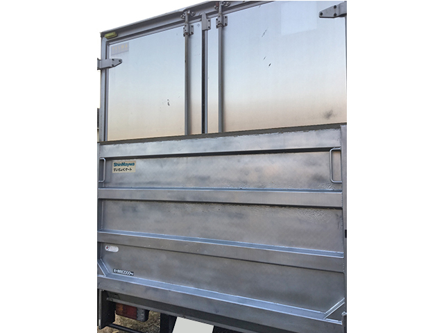 マツダタイタンアルミバン小型（2t・3t）[写真06]